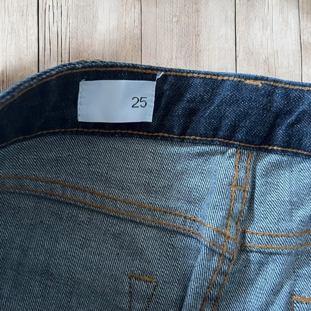 Gap 1969 denim pencil skirt, size 25 - Picture 9 of 10